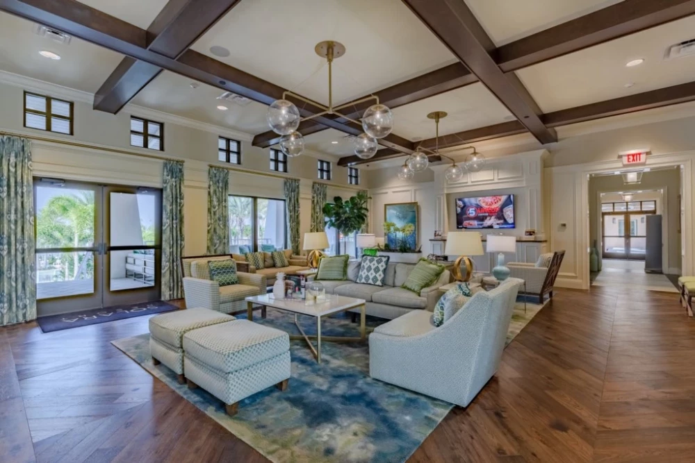 Solara Resort 487