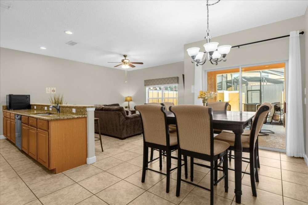 Paradise Palms Resort 318