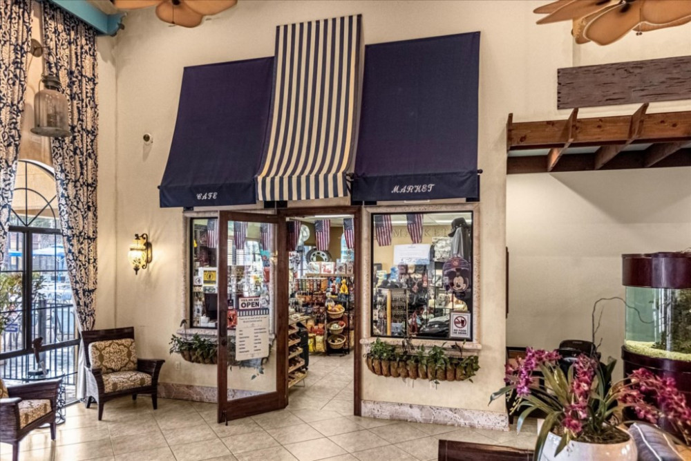 Paradise Palms Resort 318