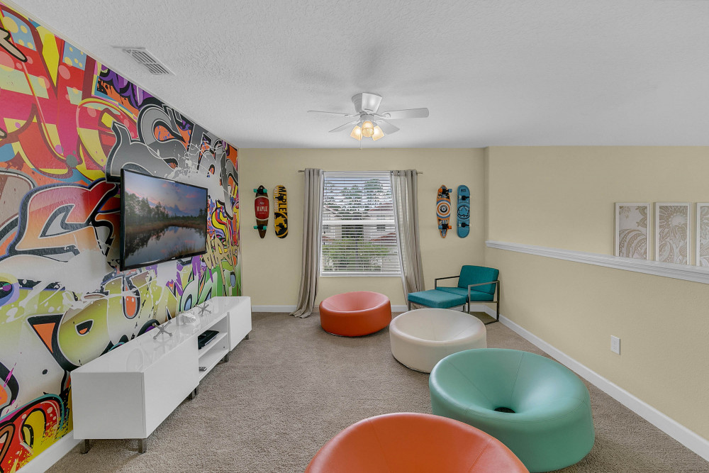 Paradise Palms Resort 380