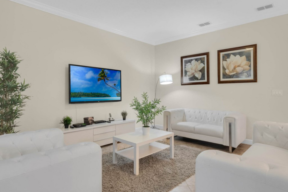 Paradise Palms Resort 386