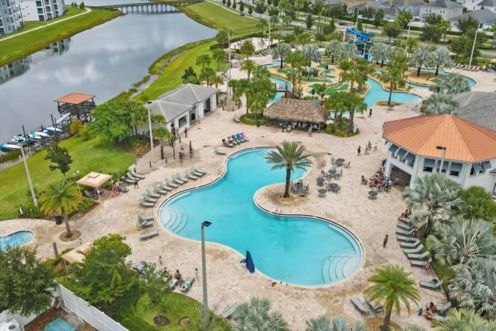 Storey Lake Resort 833