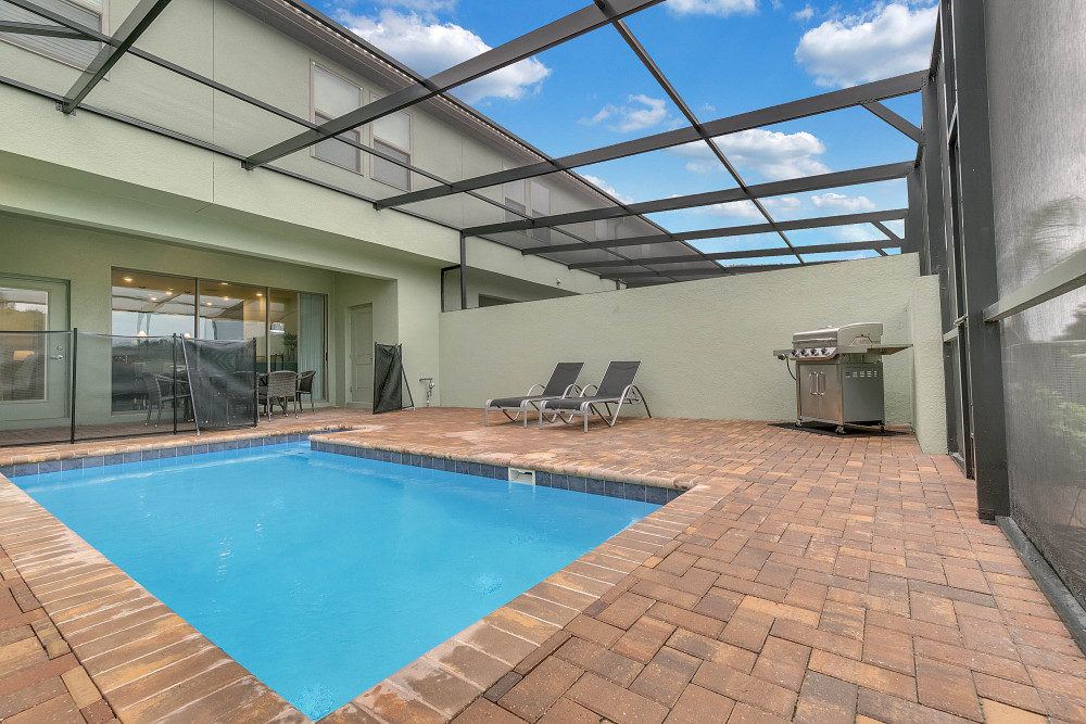 Solterra Resort 750
