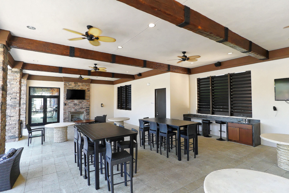 Solterra Resort 750