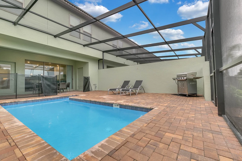 Solterra Resort 750