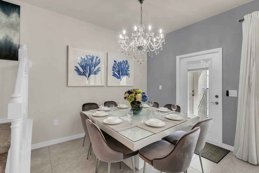 Windsor at Westside 1200