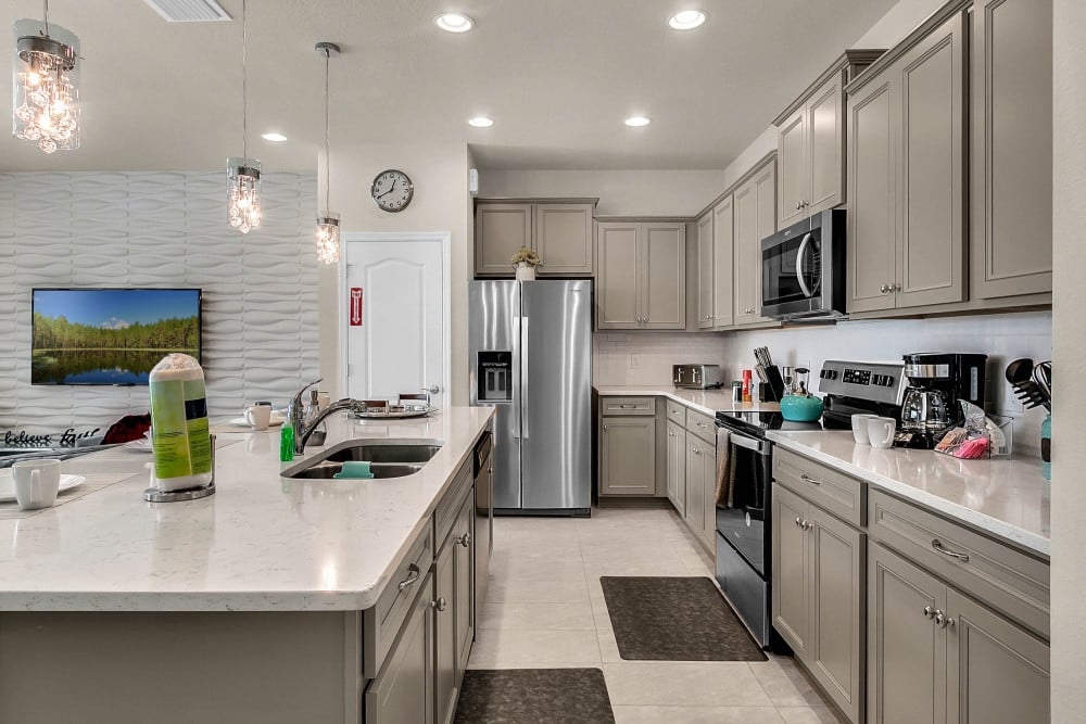 Windsor at Westside 1200