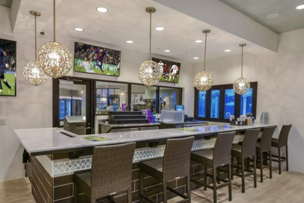 Windsor at Westside 1200