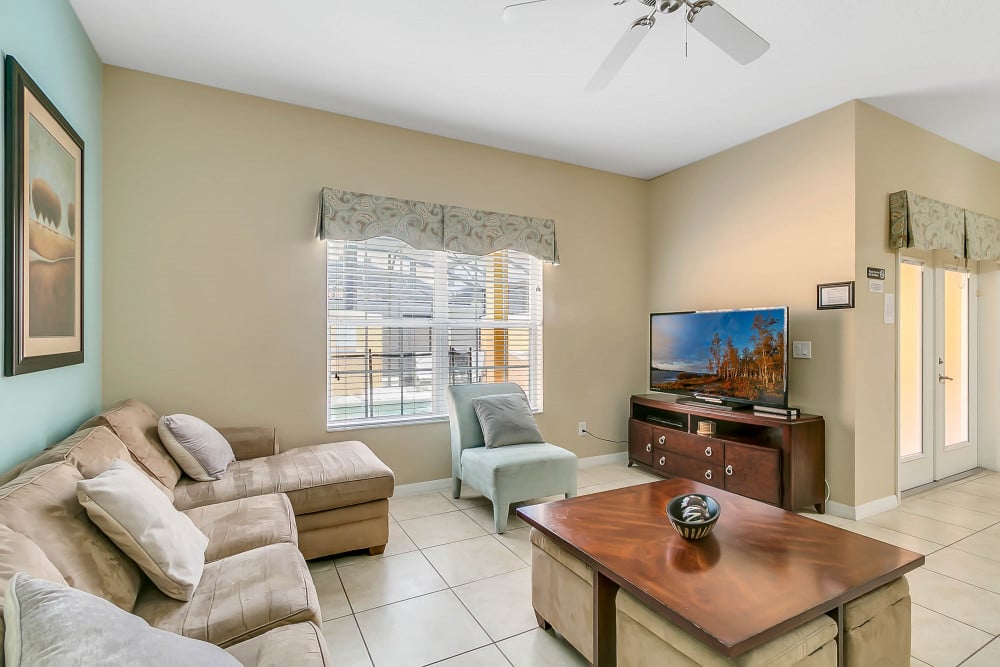 Paradise Palms Resort 375