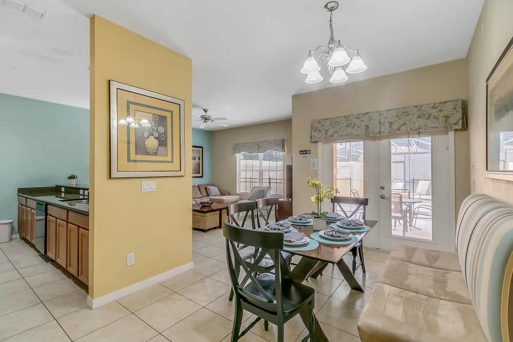 Paradise Palms Resort 375