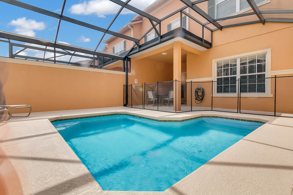 Paradise Palms Resort 375