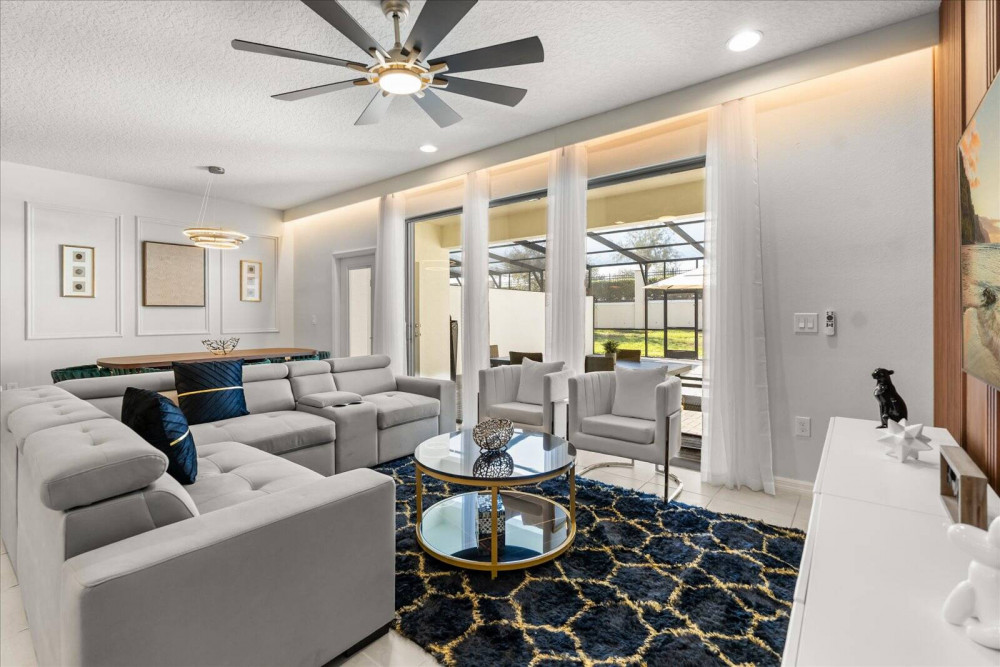 Windsor at Westside 1198