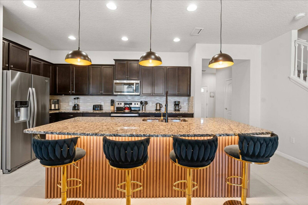 Windsor at Westside 1198