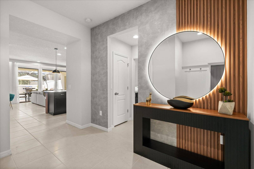 Windsor at Westside 1198