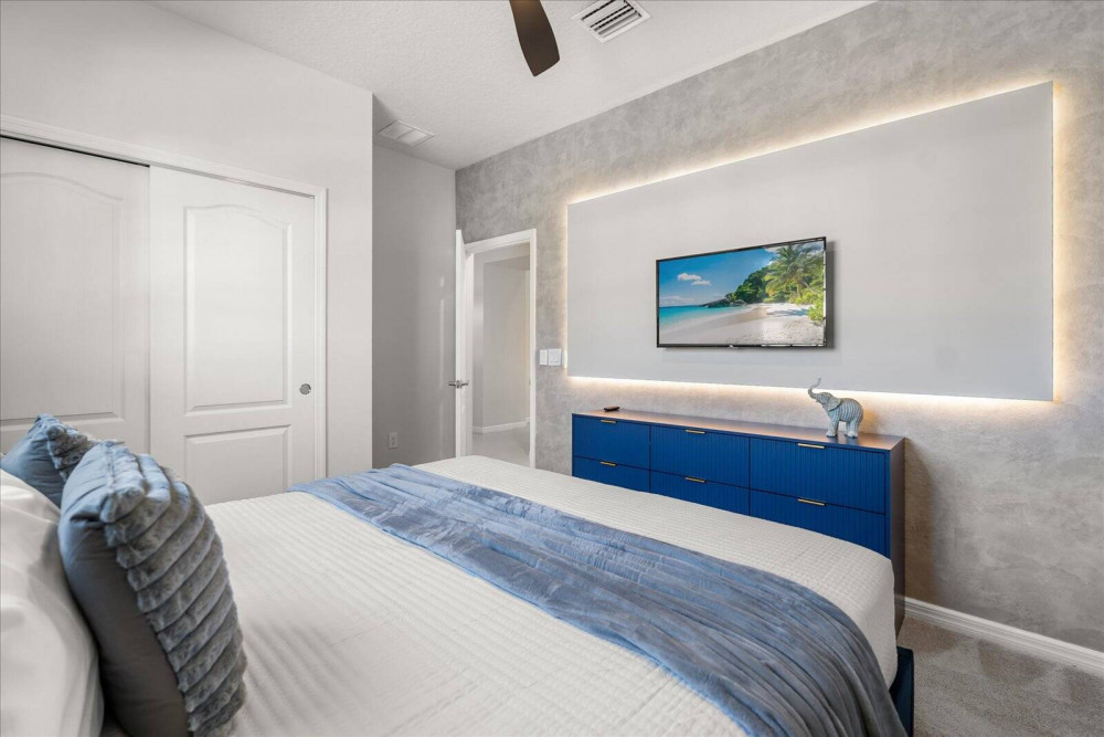 Windsor at Westside 1198