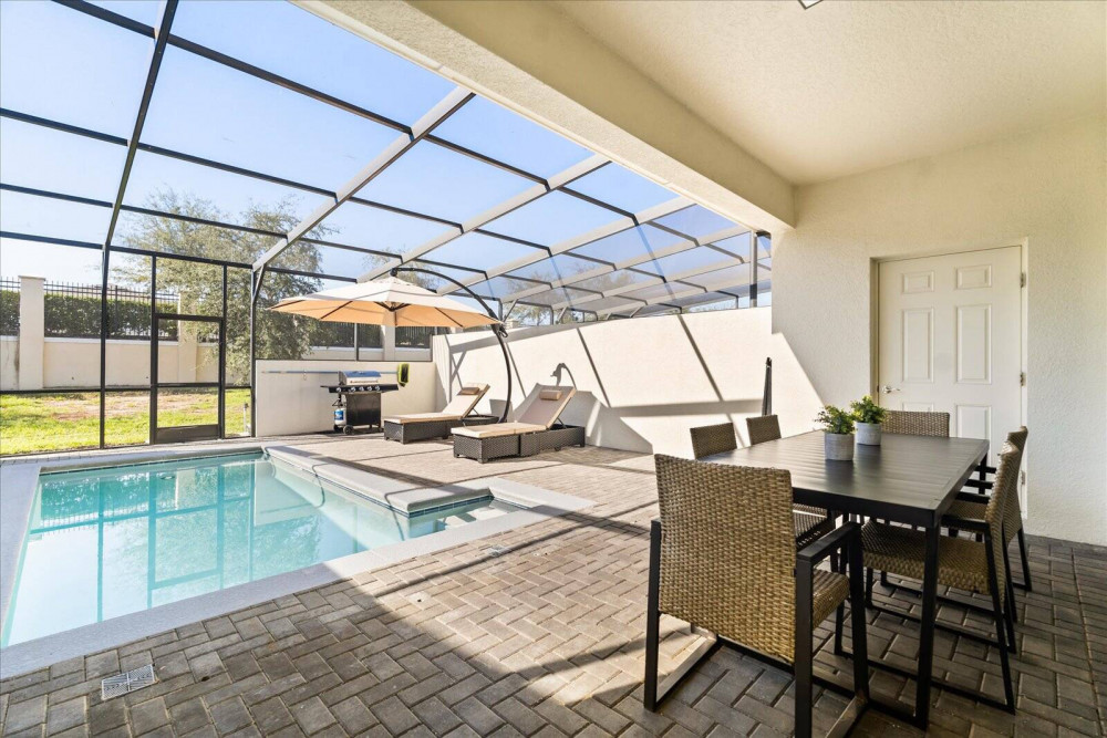 Windsor at Westside 1198