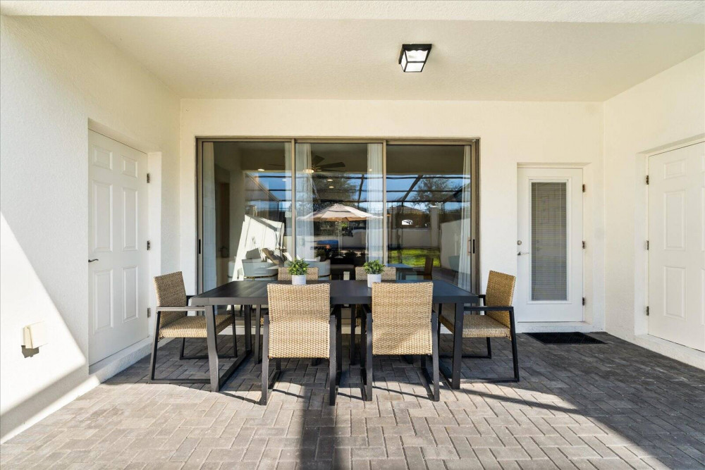 Windsor at Westside 1198