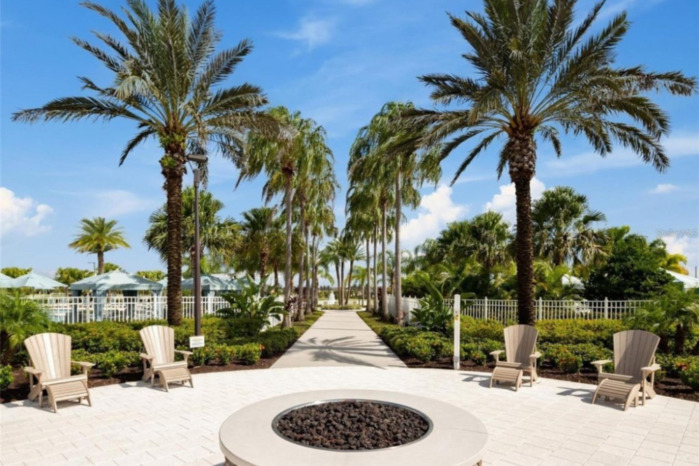 Solara Resort 581