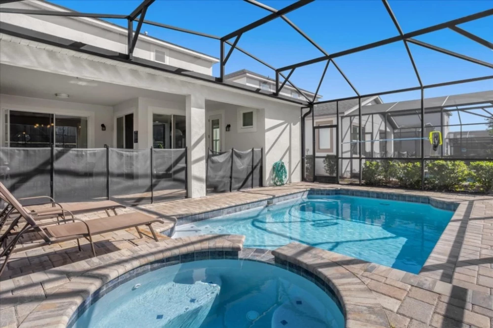 Solara Resort 486