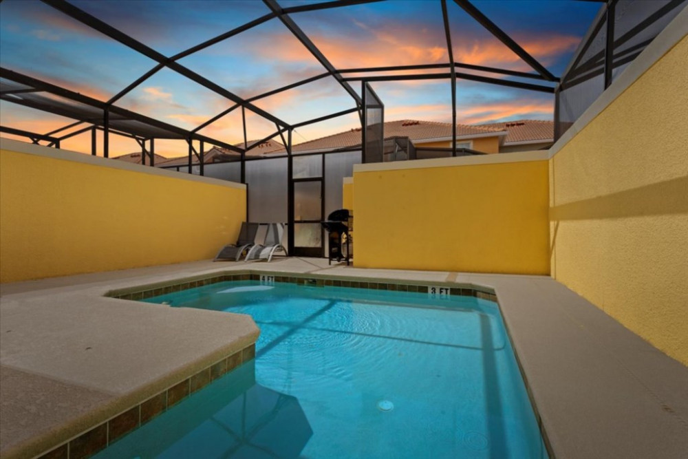 Paradise Palms Resort 374