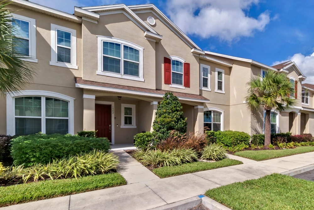 Solara Resort 446