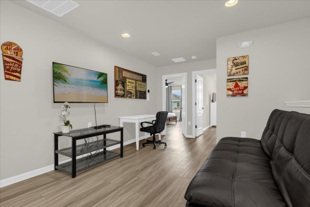 Windsor at Westside 1277