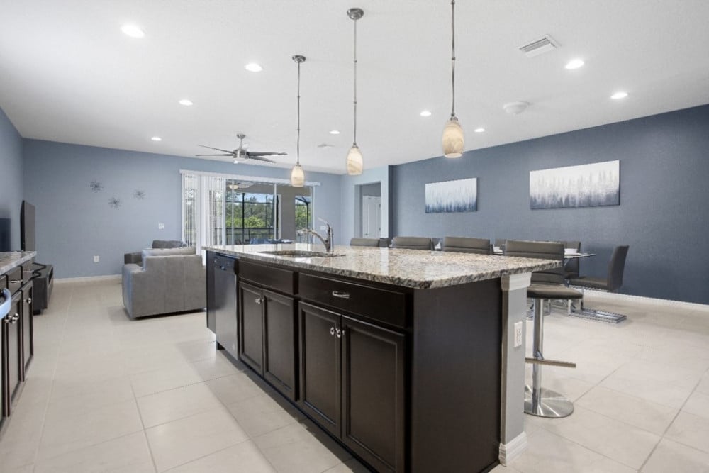 Windsor at Westside 1275