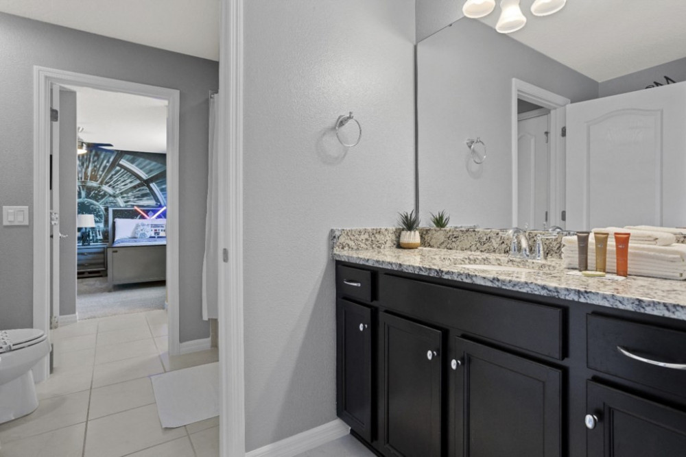 Windsor at Westside 1275