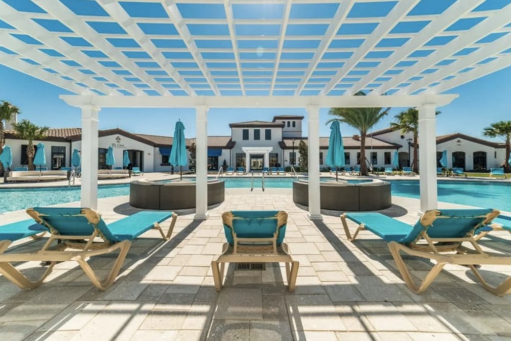 Windsor at Westside 1275