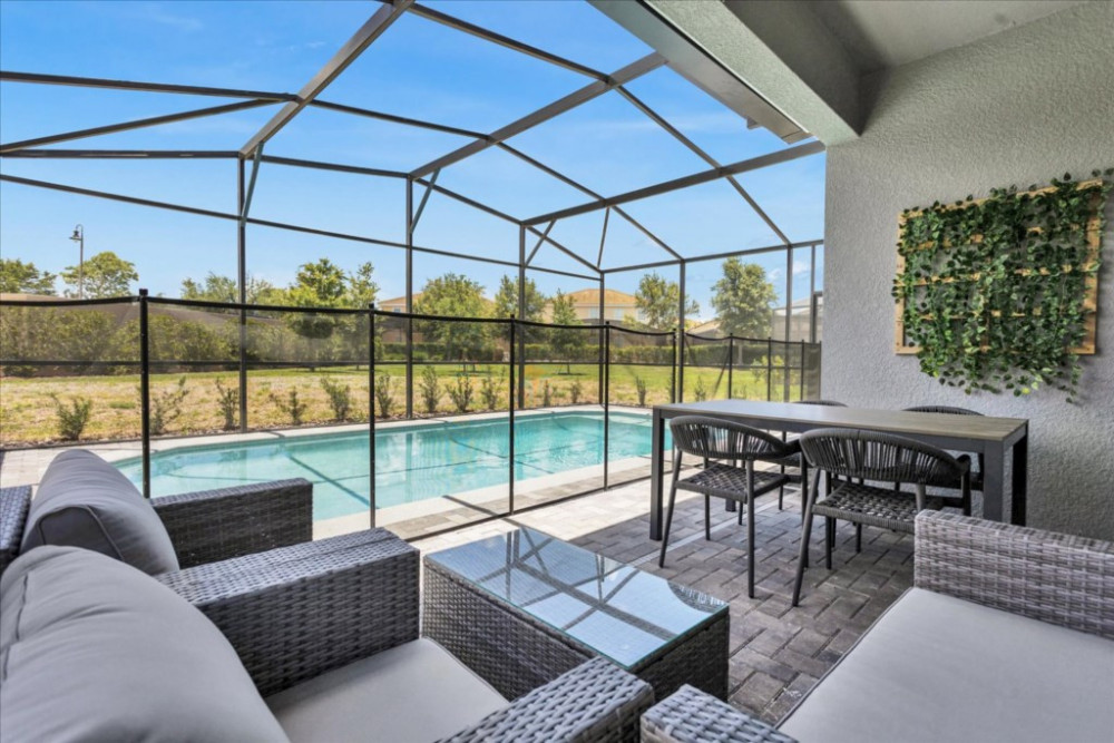 Solterra Resort 754