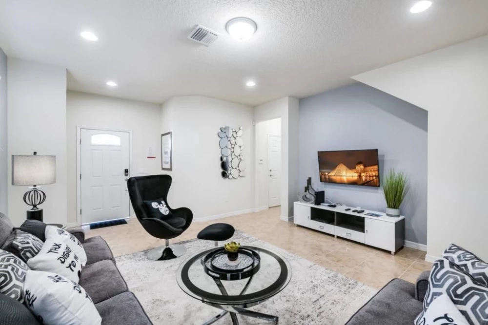 Windsor at Westside 1203