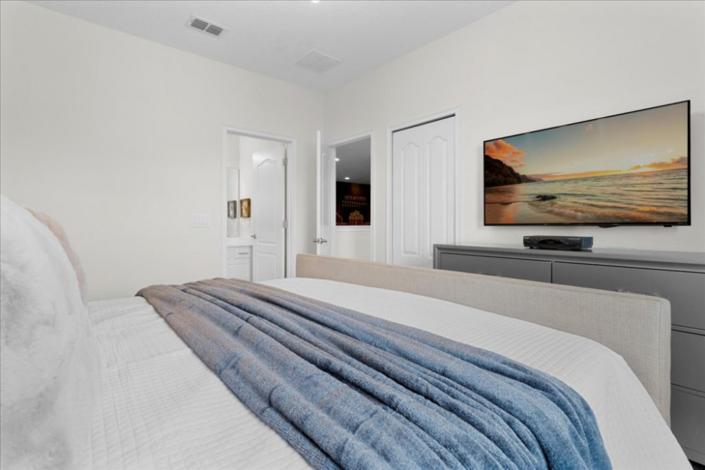 Solterra Resort 747