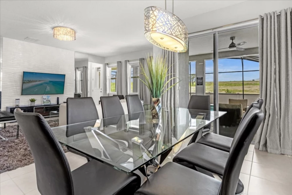 Solara Resort 437