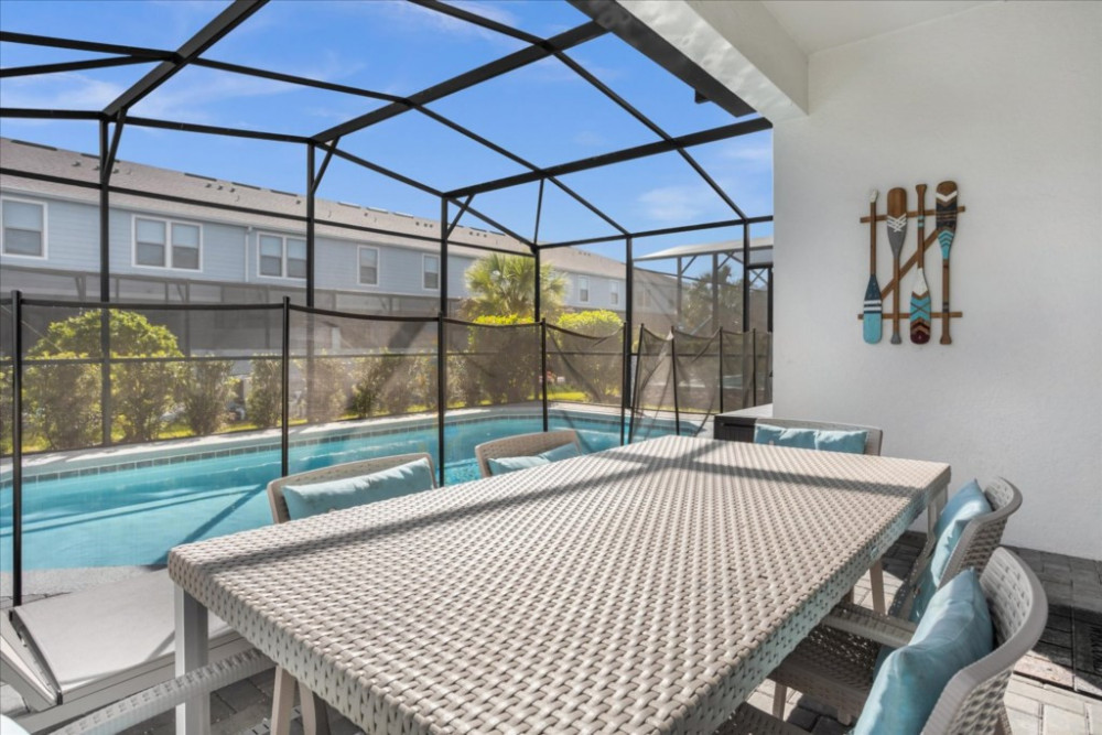 Windsor at Westside 1182