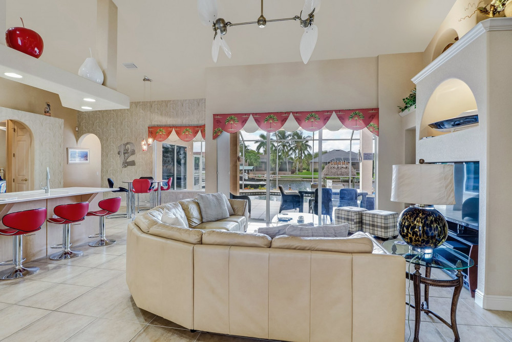 Cape Coral 725