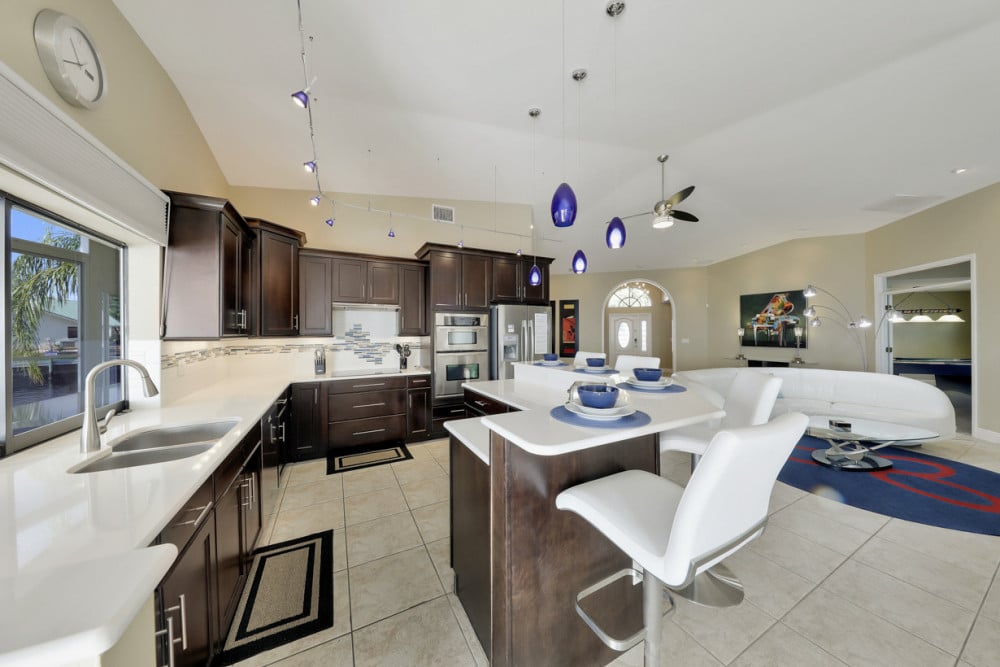 Cape Coral 724
