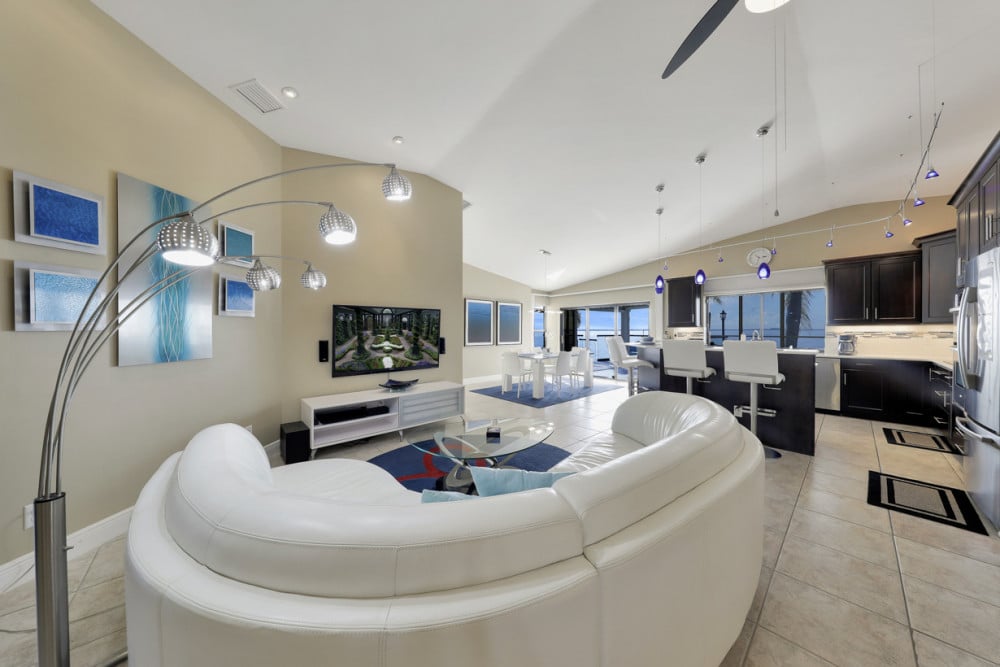 Cape Coral 724