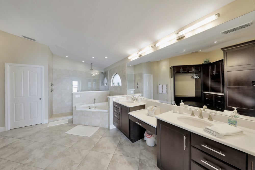 Cape Coral 724
