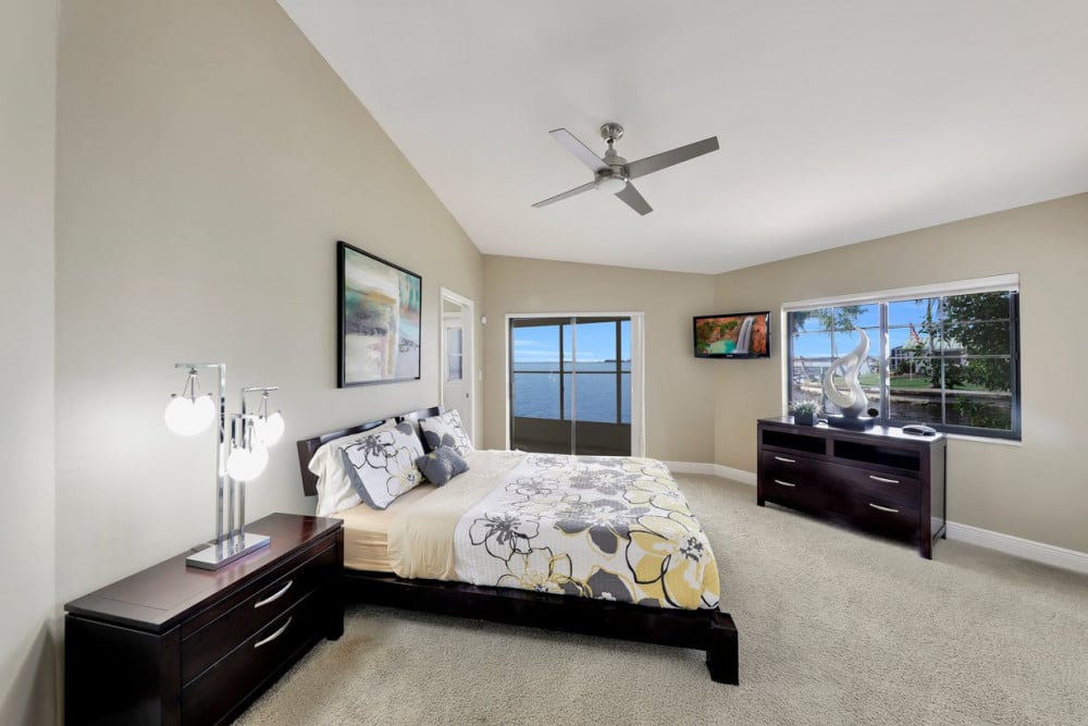Cape Coral 724