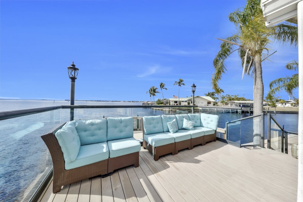 Cape Coral 724