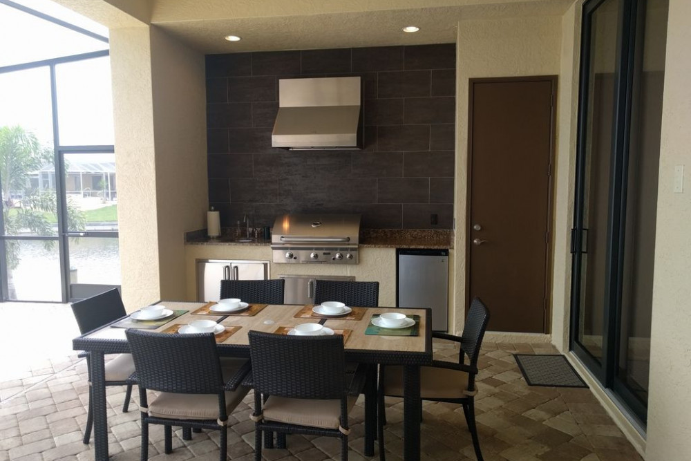 Cape Coral 714
