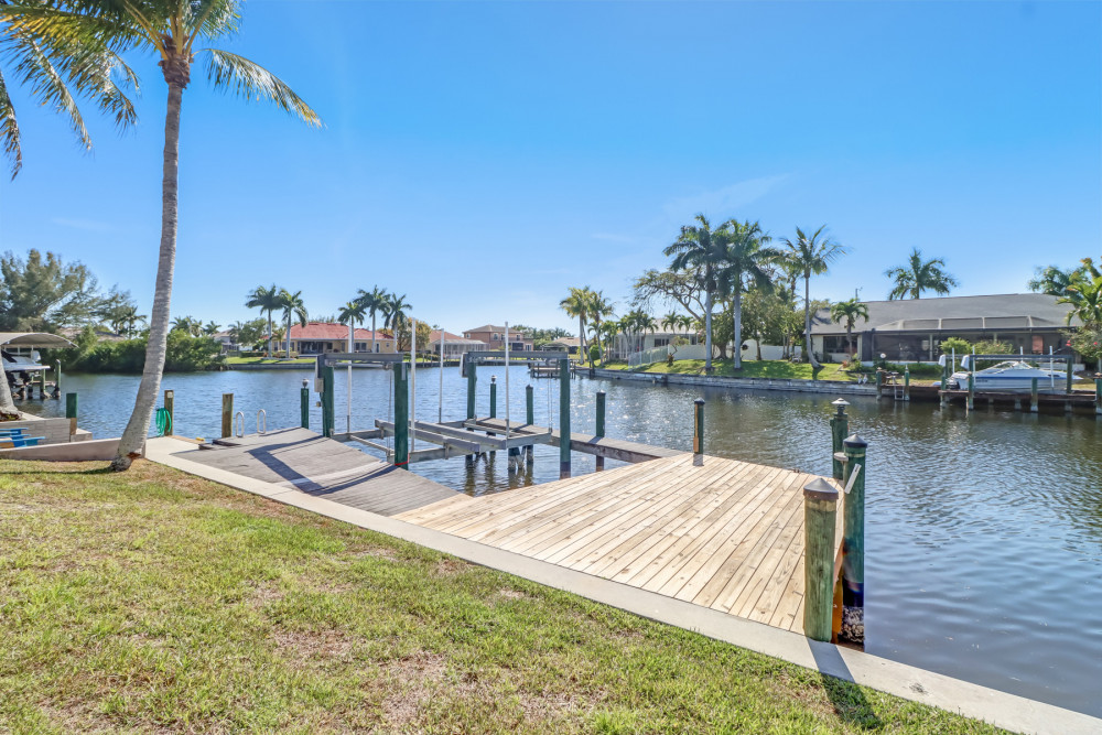 Cape Coral 702