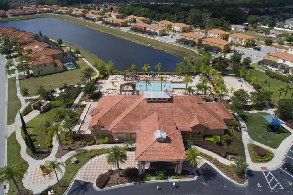 Bella Vida Resort 169