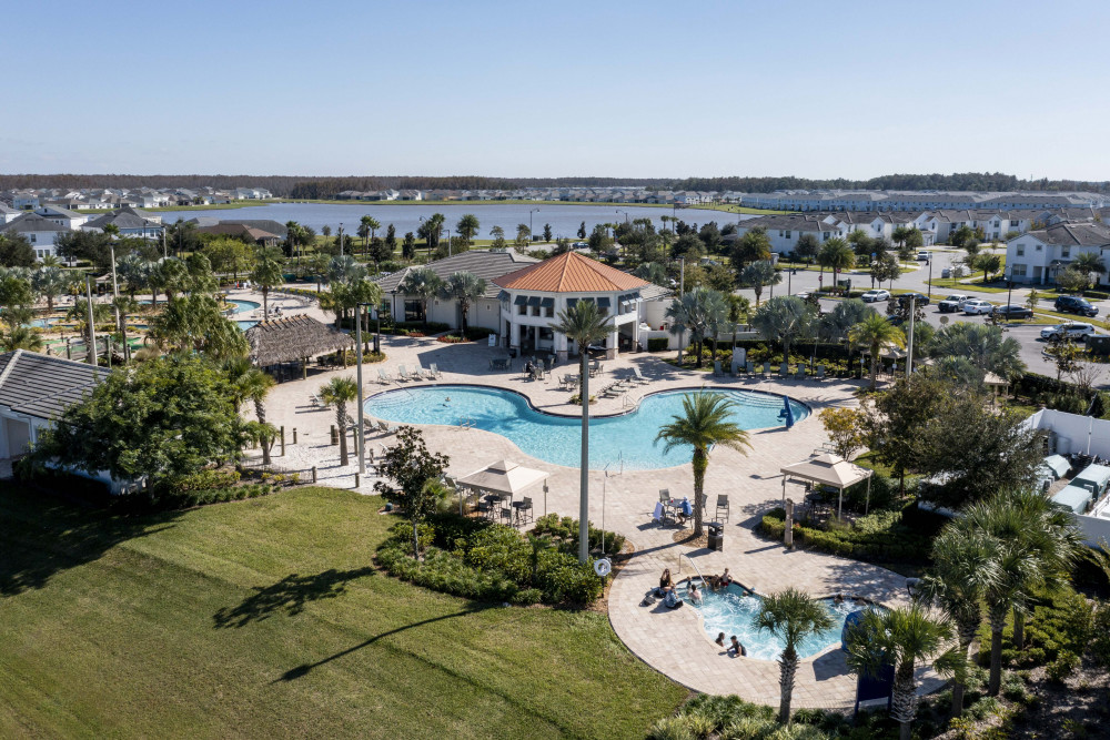 Storey Lake Resort 885