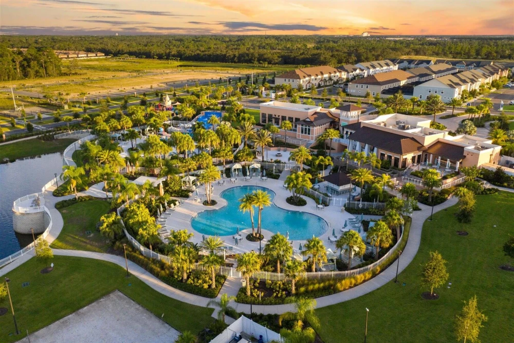Solara Resort 428