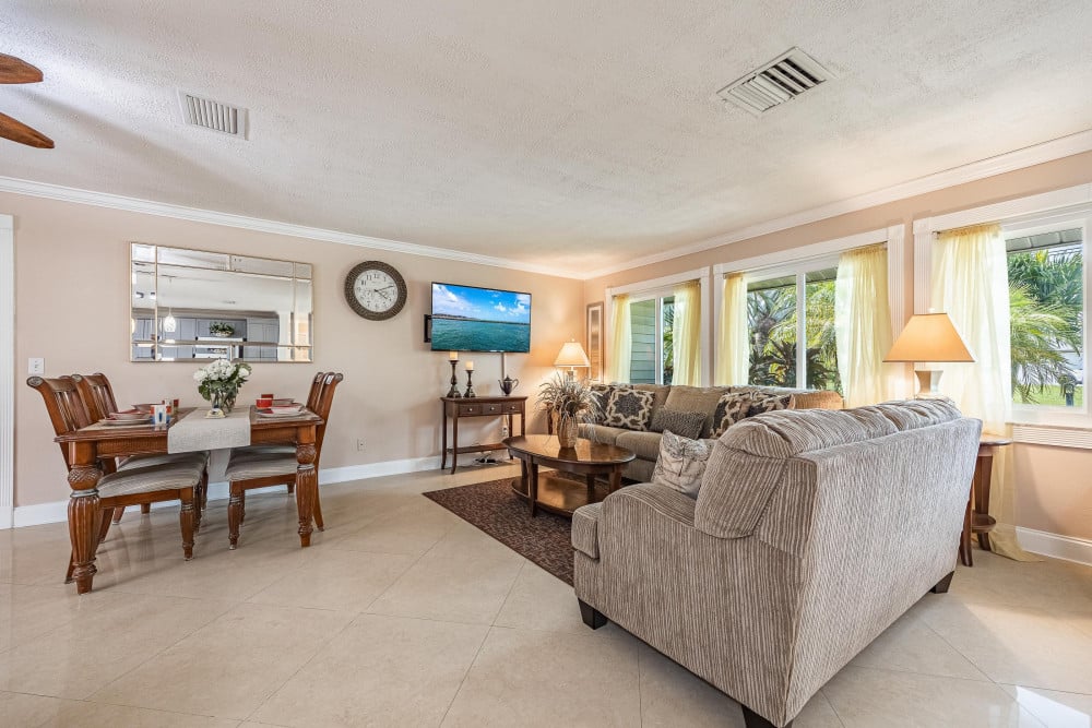 Cape Coral 736