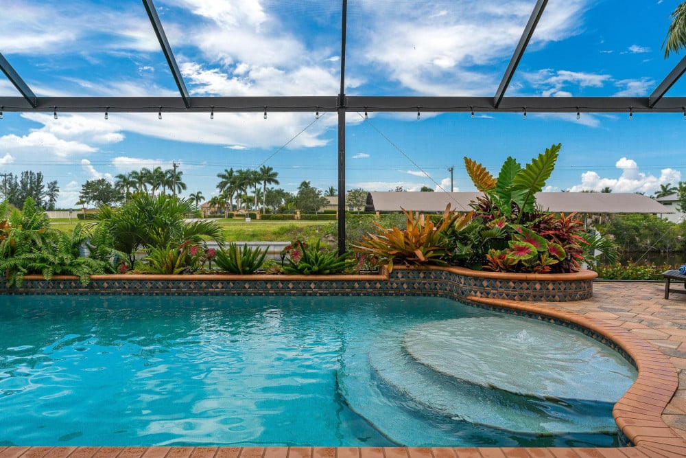 Cape Coral 738