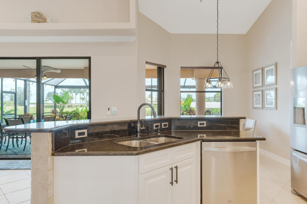 Cape Coral 738