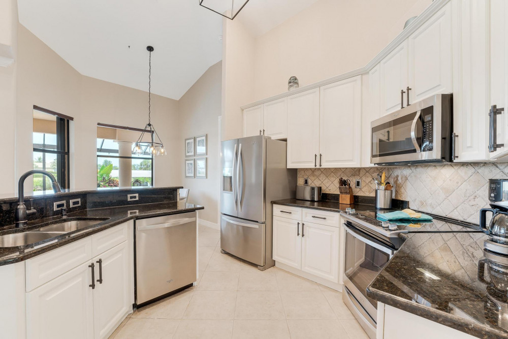 Cape Coral 738