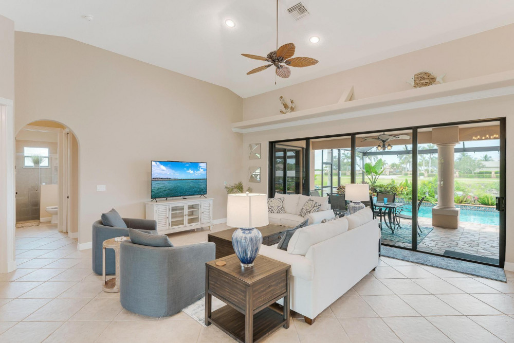 Cape Coral 738
